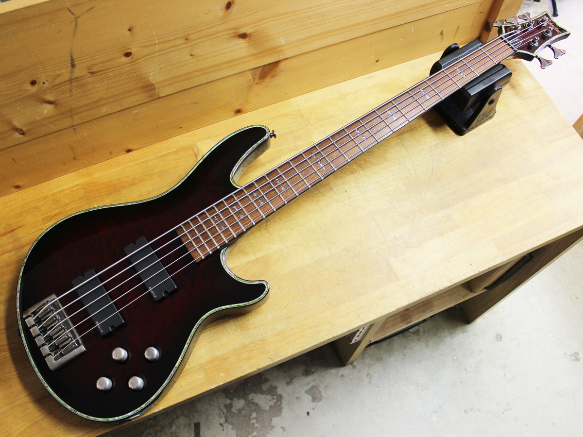 藤沢市辻堂のお客様からESP AMAZE SL5 5弦ベースを出張買取致しました